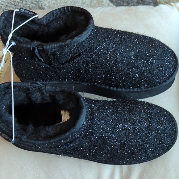 Bearpaw Black Sparkle Boots Ankle US size 5 Shalini Youth wool blend lining - Picture 1 of 12